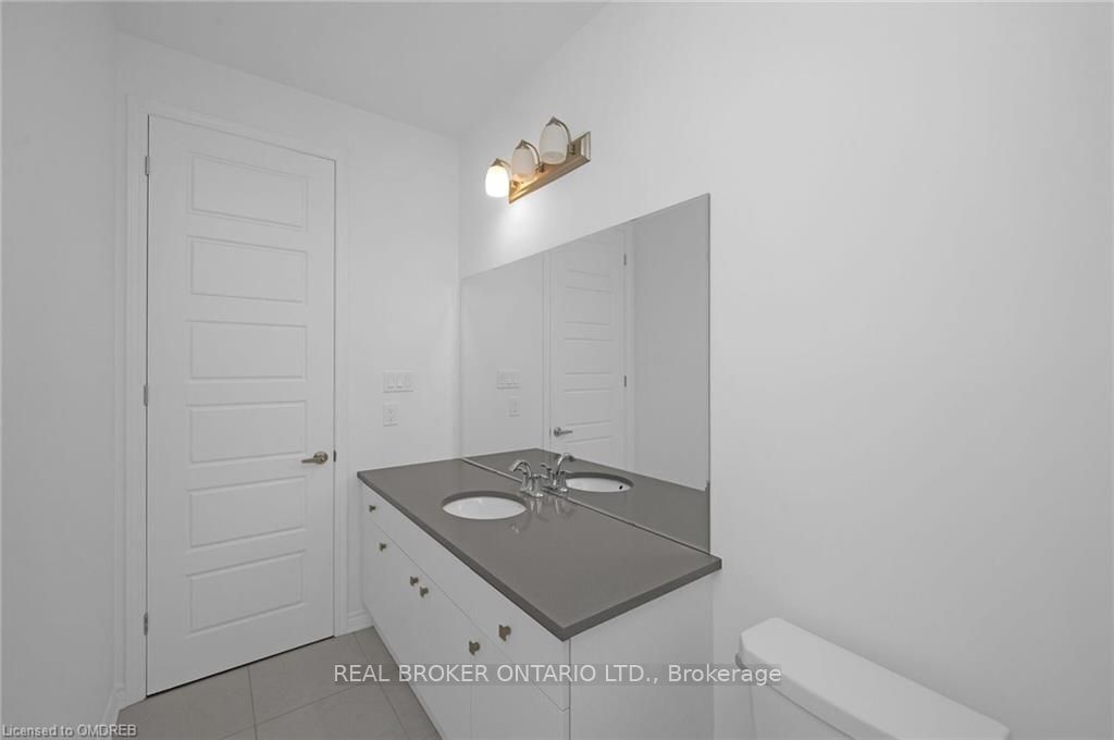 1200 Anson Gate