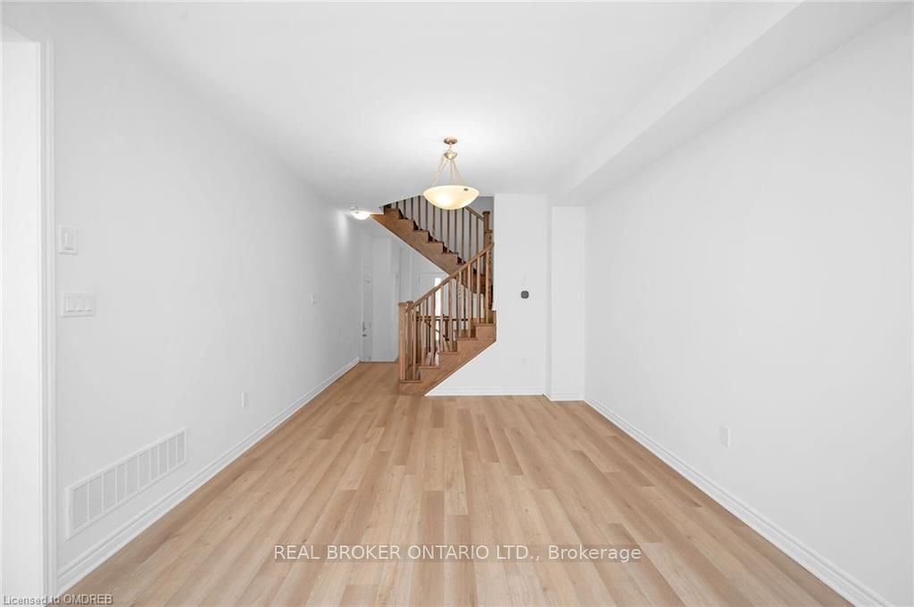 1200 Anson Gate