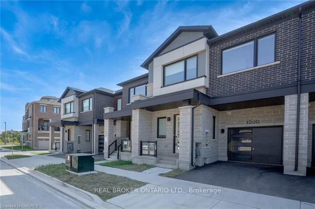 1200 Anson Gate