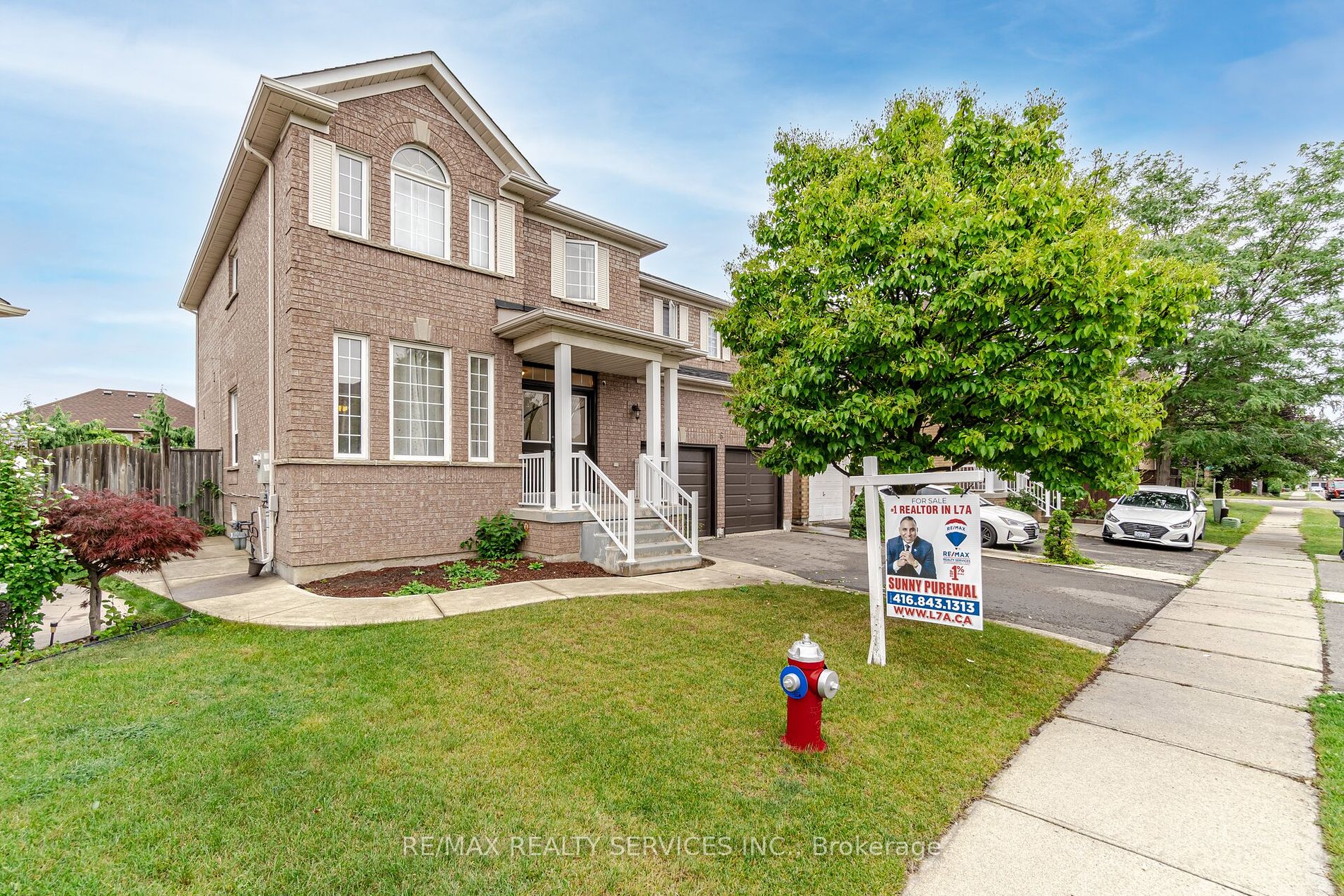 6 Courtsfield Cres