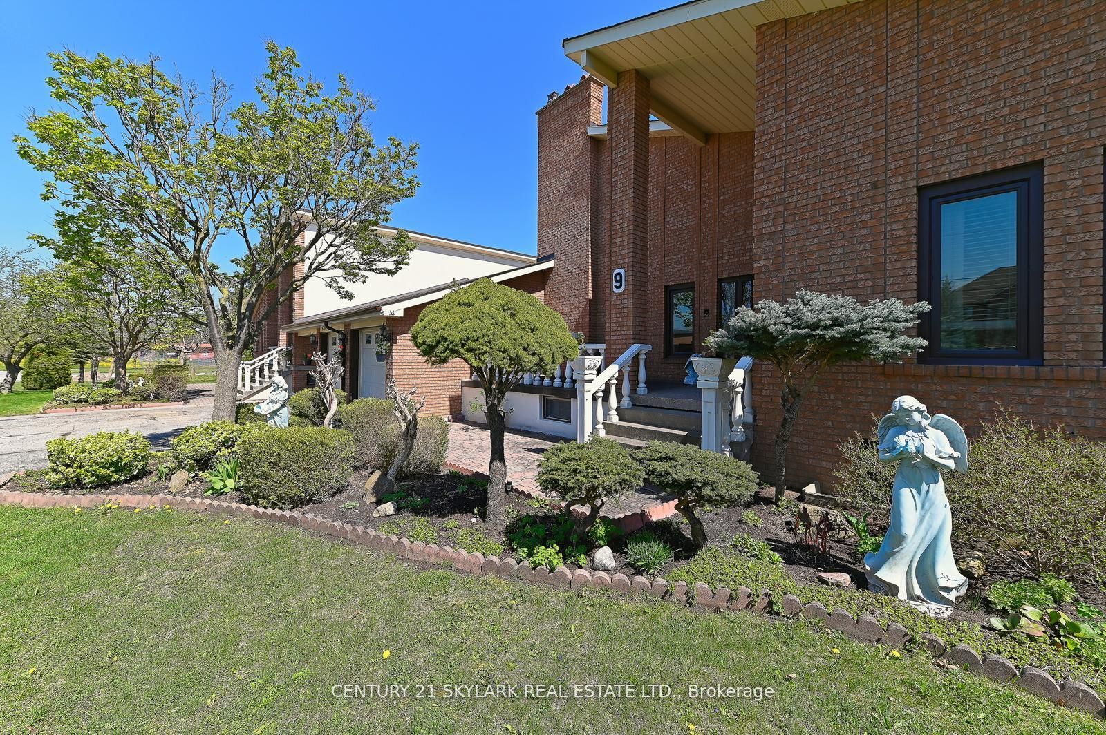 9 Princess Andrea Crt