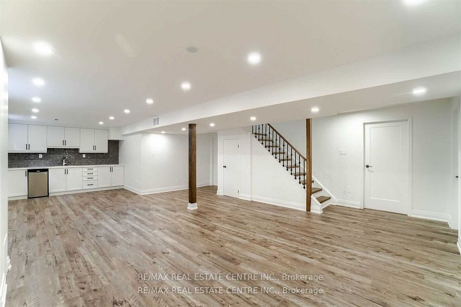 550 Meadows Blvd