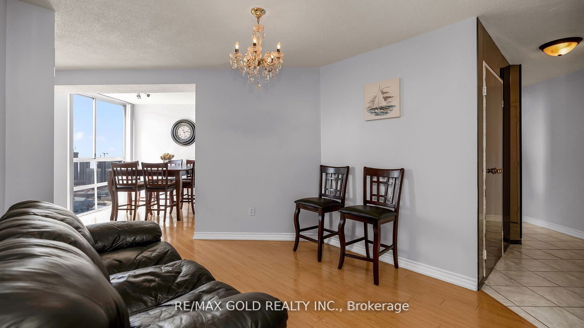 3650 Kaneff Cres, #3106
