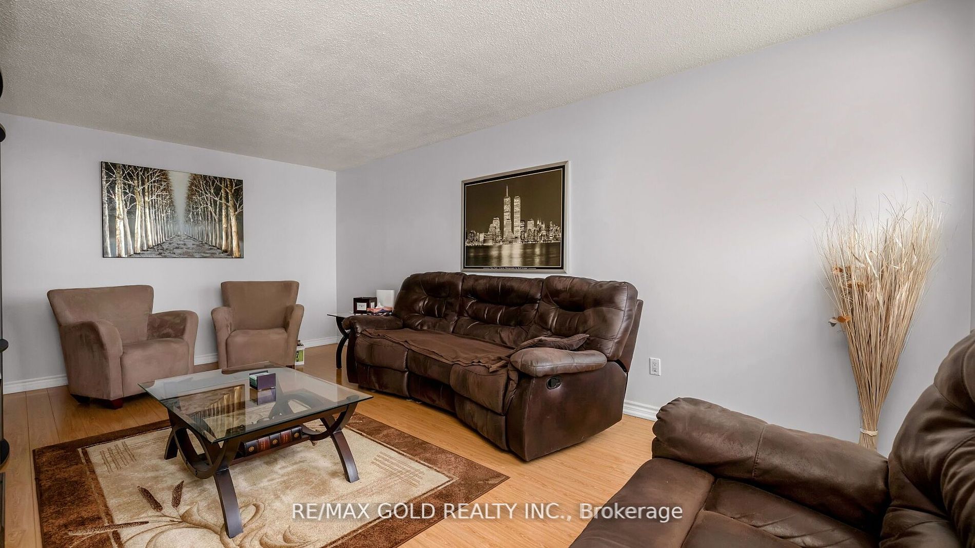 3650 Kaneff Cres, #3106