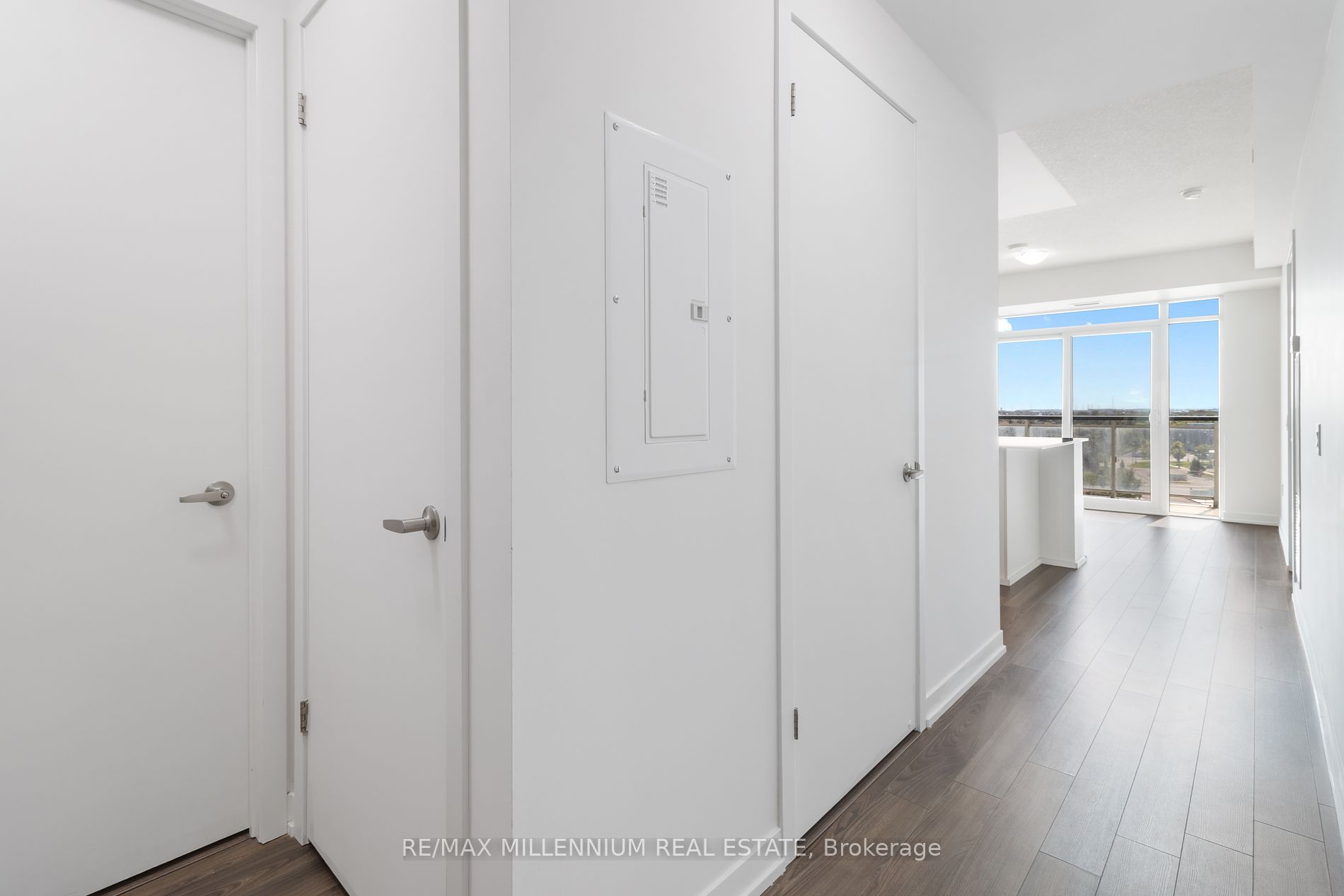 2560 Eglinton Ave W, #609