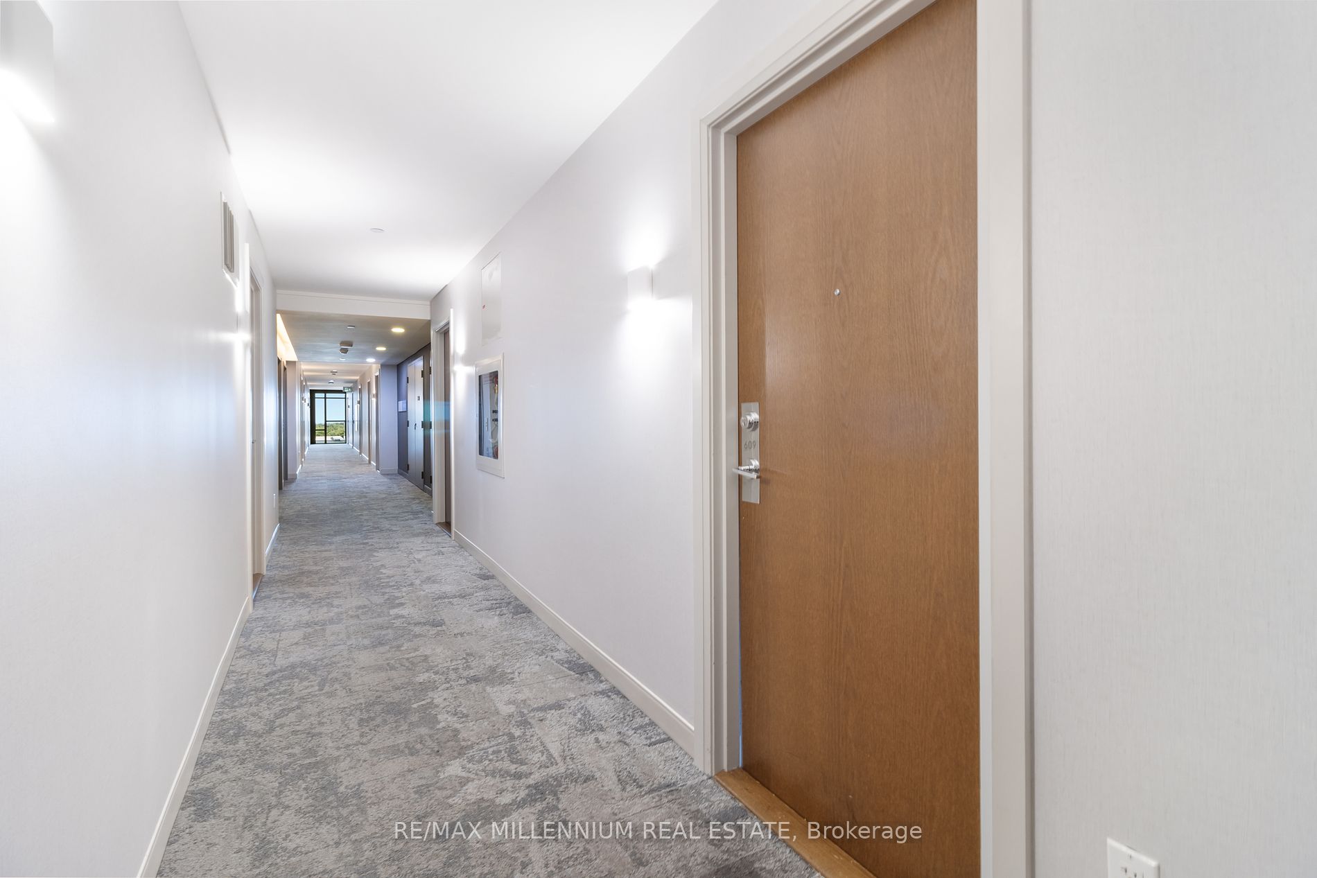 2560 Eglinton Ave W, #609