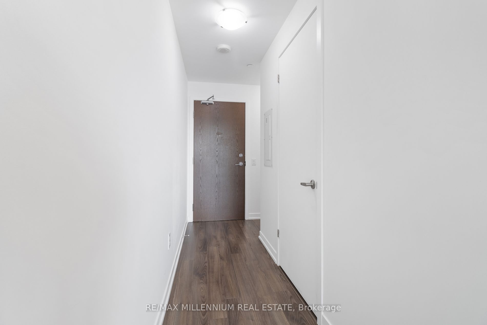 2560 Eglinton Ave W, #609