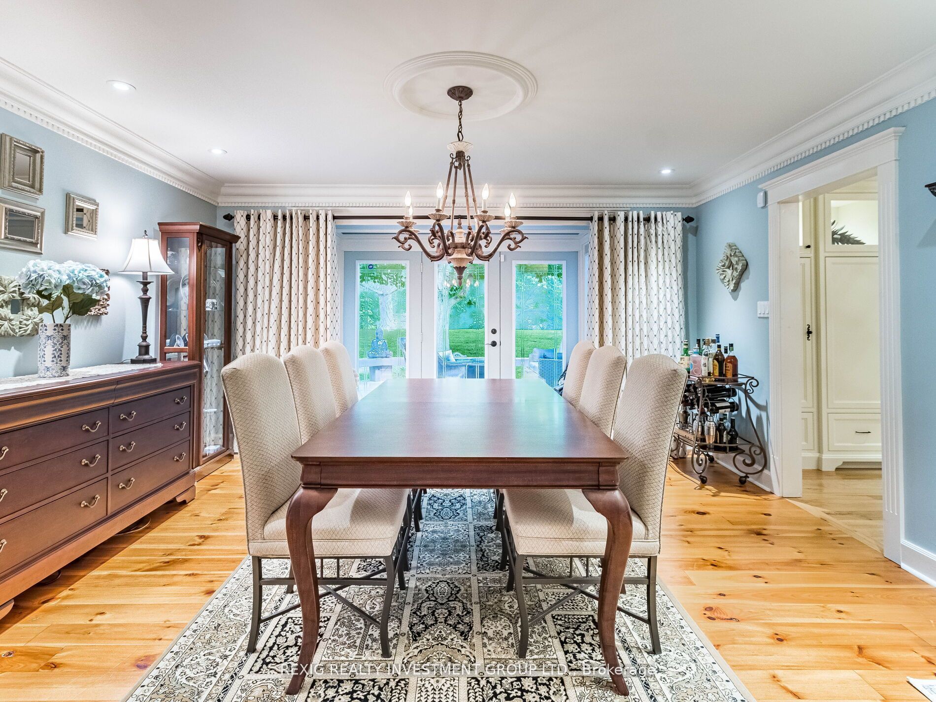 27 Cedar Drive
