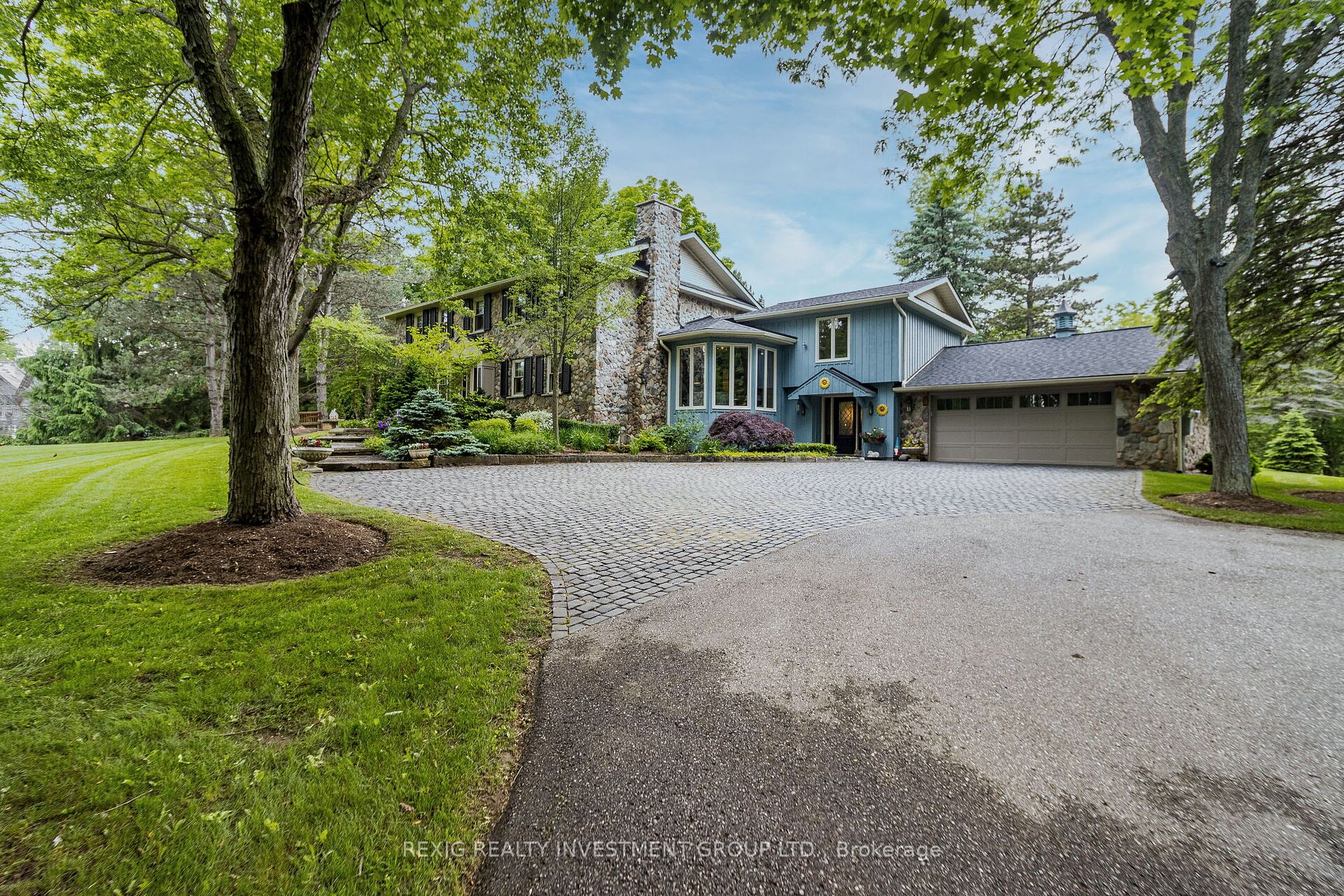 27 Cedar Drive