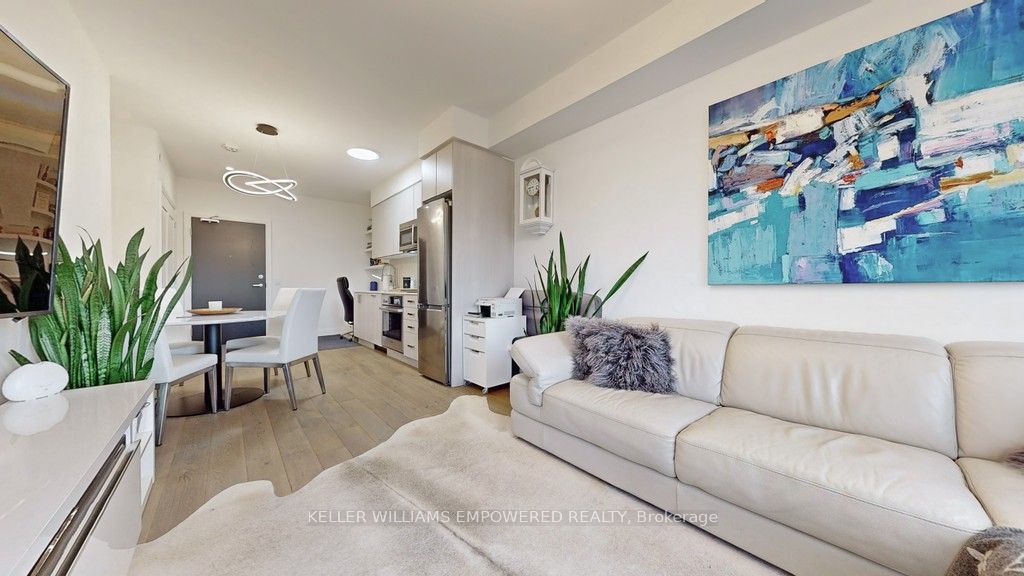 293 The Kingsway, #219