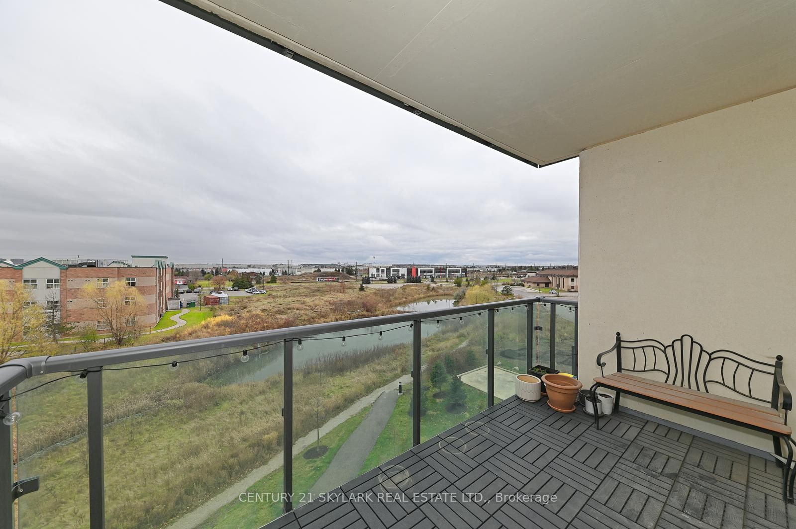 65 Yorkland Blvd, #304