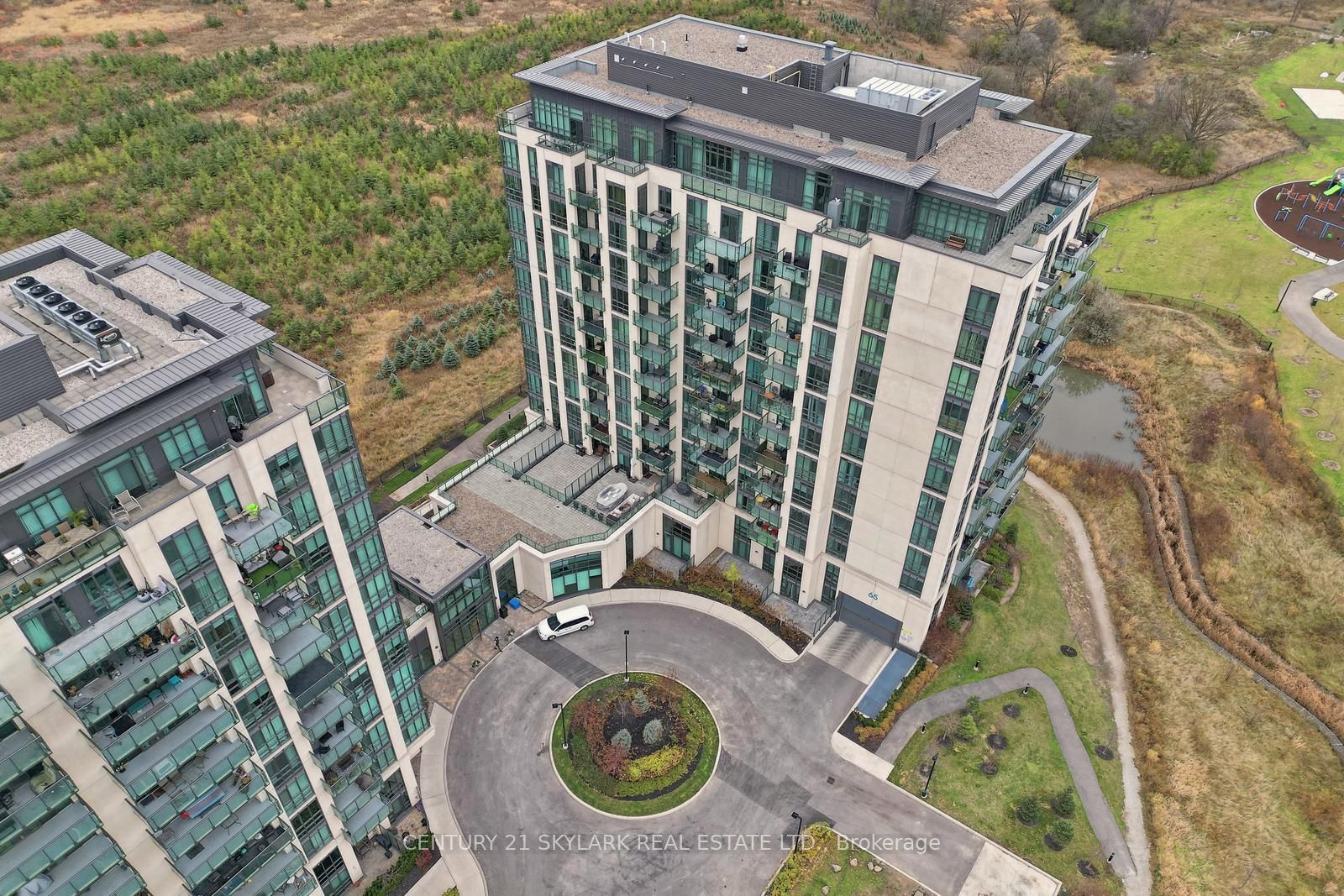 65 Yorkland Blvd, #304