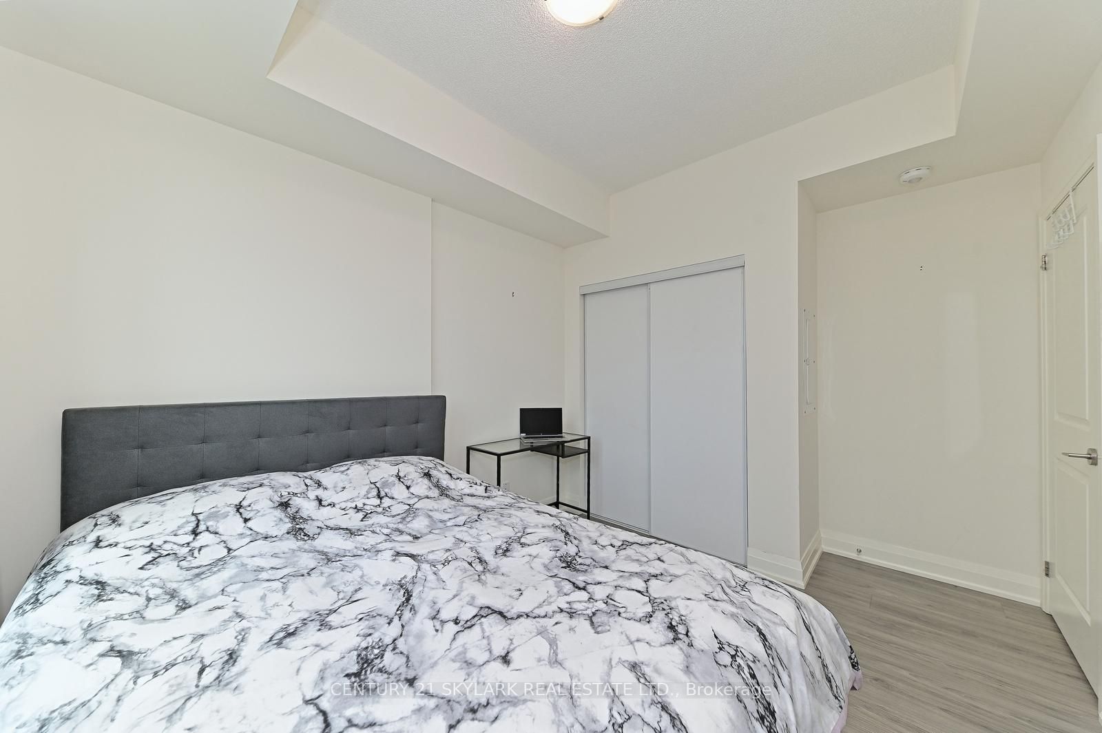 65 Yorkland Blvd, #304
