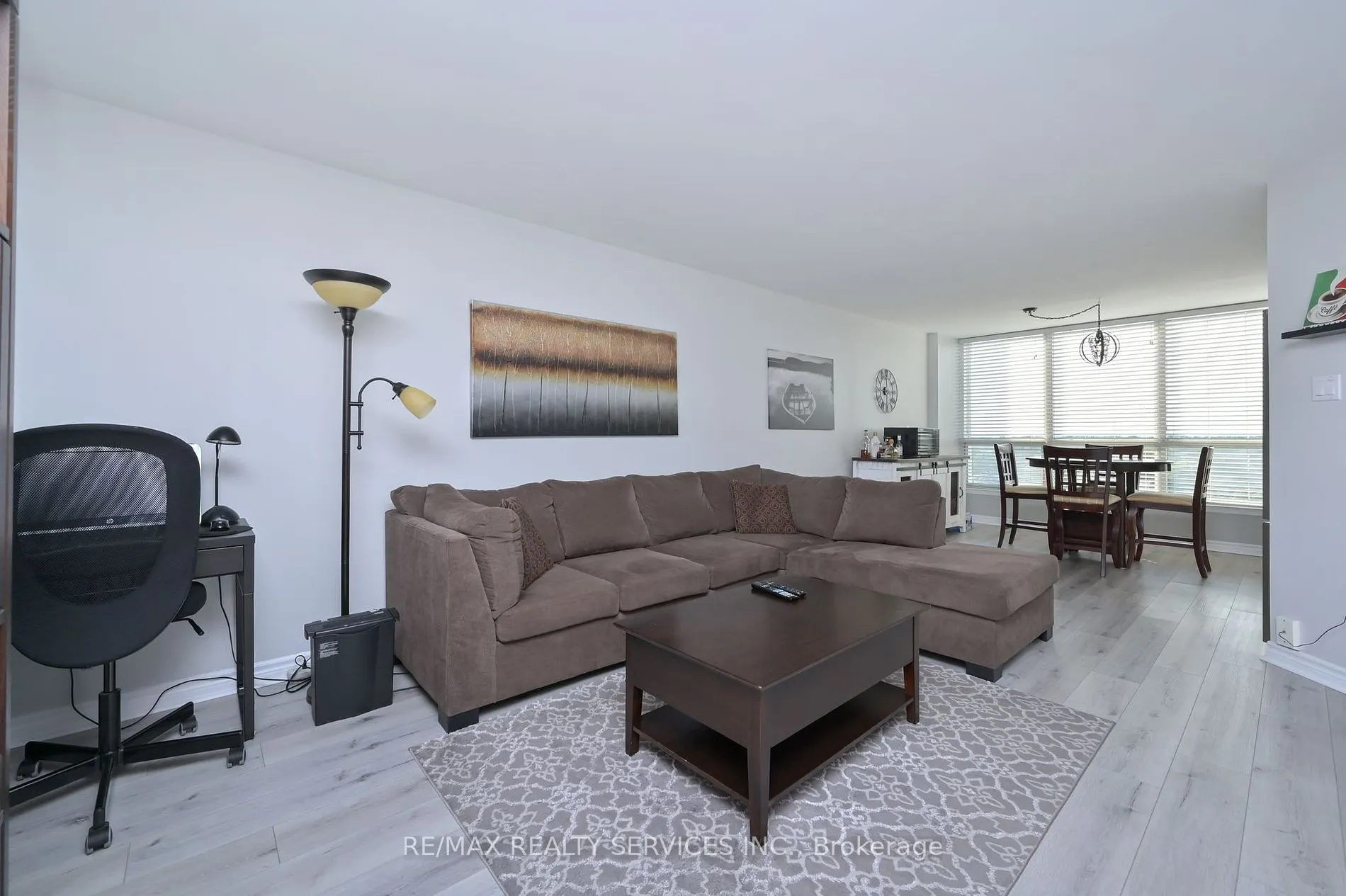 10 Laurelcrest St, ##1210