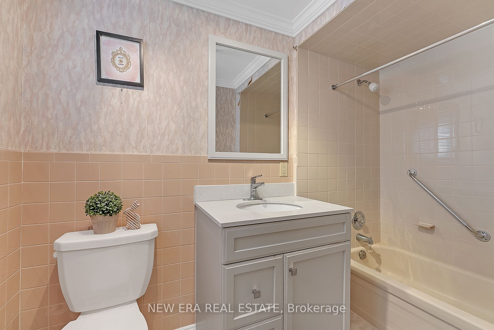 18 West Wareside Rd