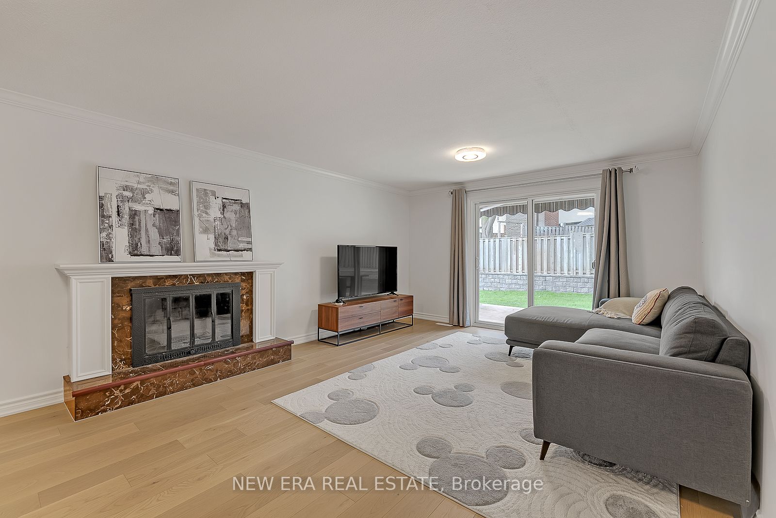 18 West Wareside Rd
