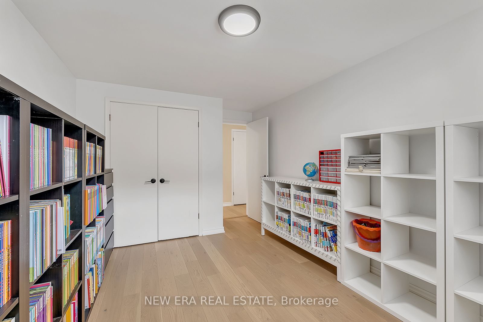 18 West Wareside Rd