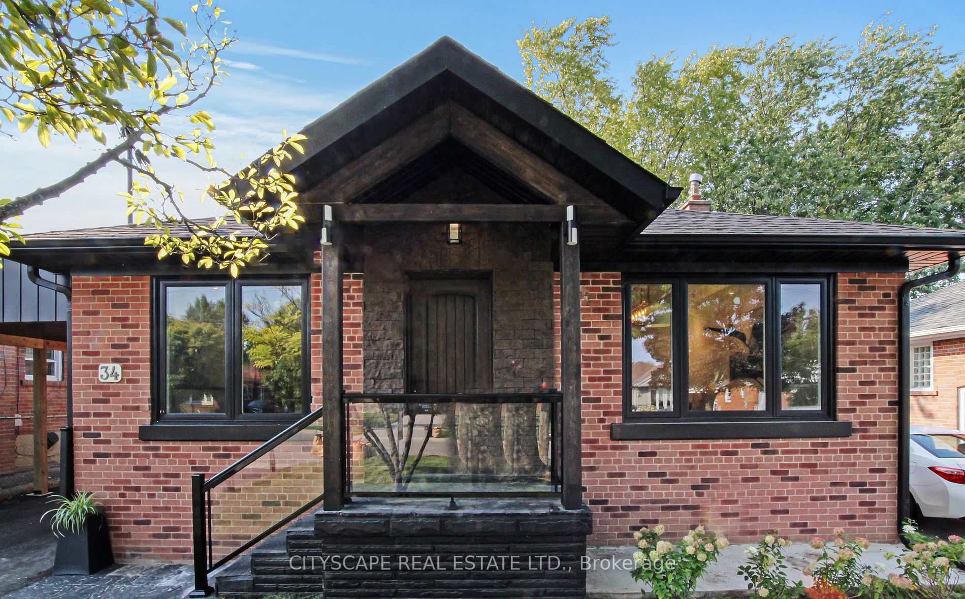 34 Stavely Cres