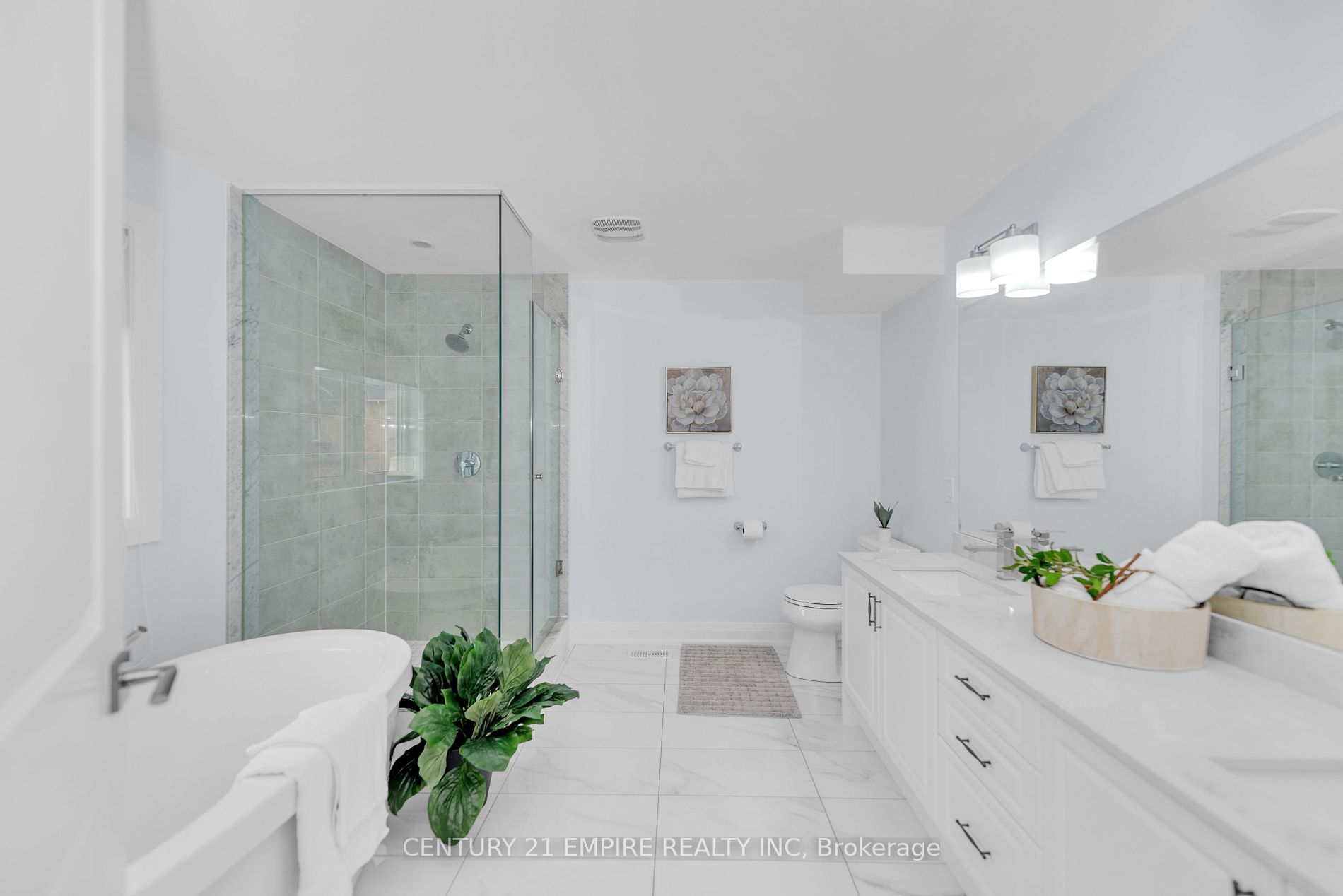 4128 Hillsborough Cres