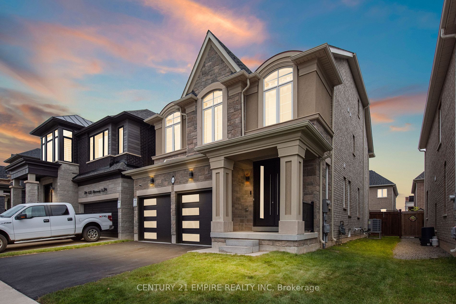 4128 Hillsborough Cres