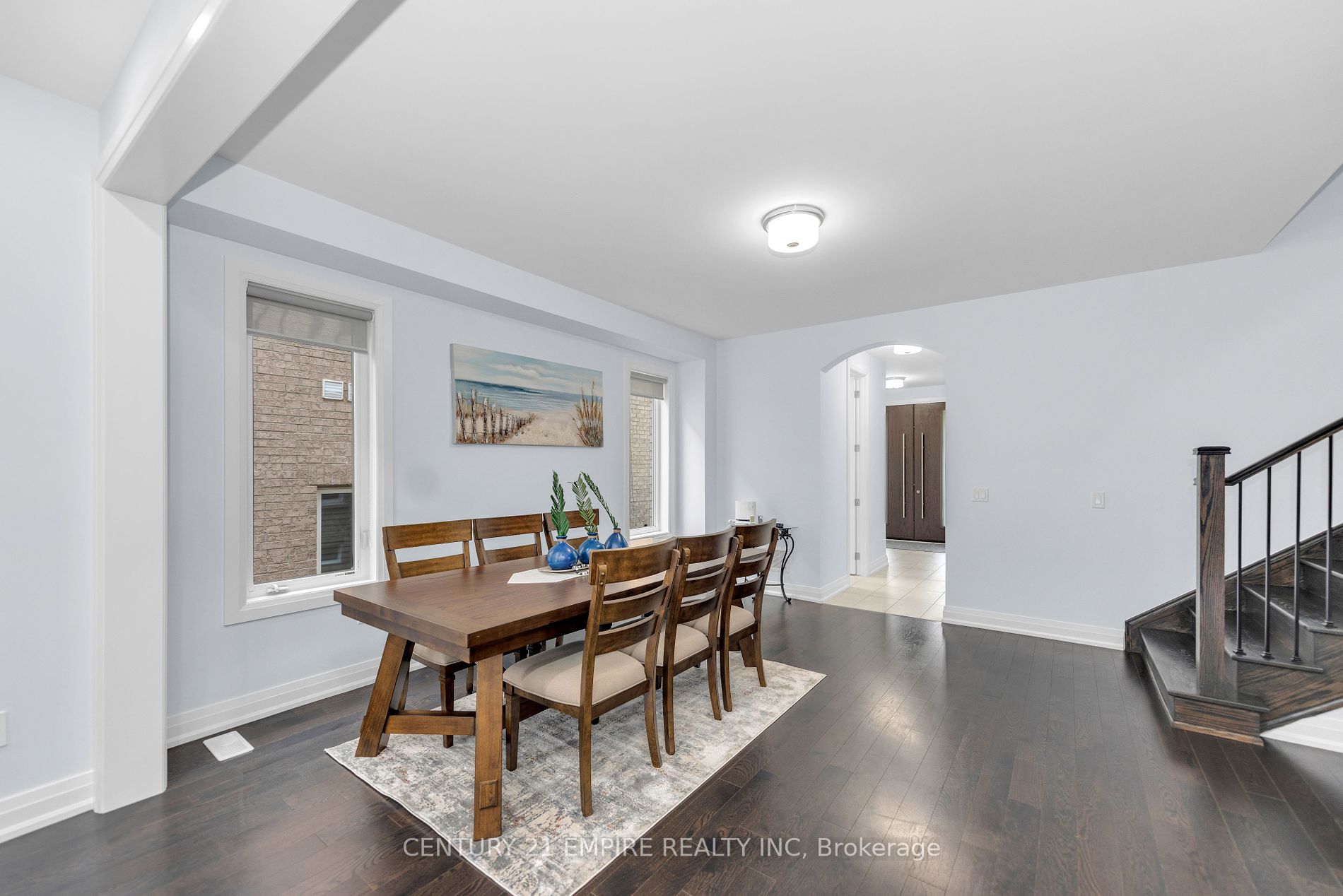 4128 Hillsborough Cres