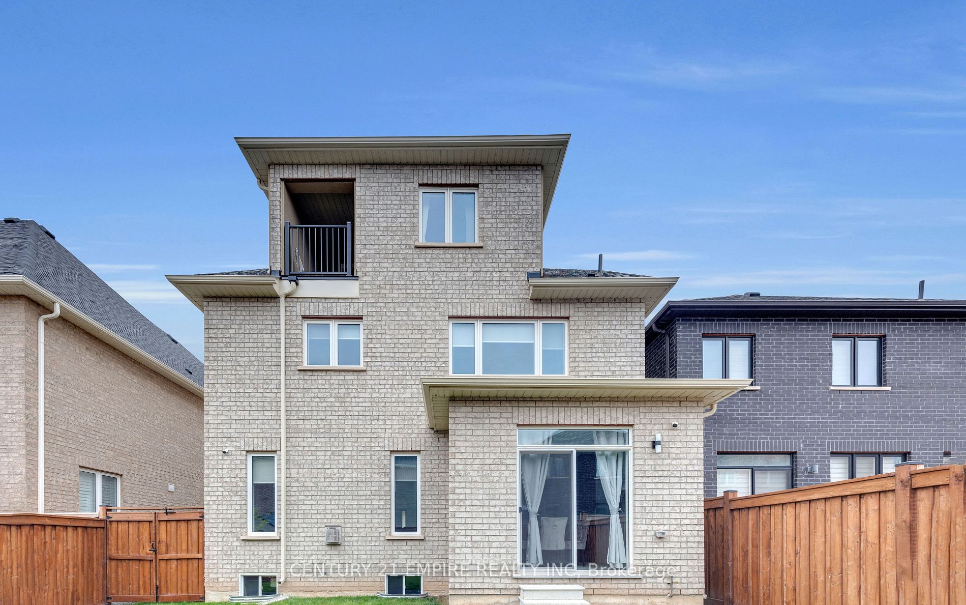 4128 Hillsborough Cres