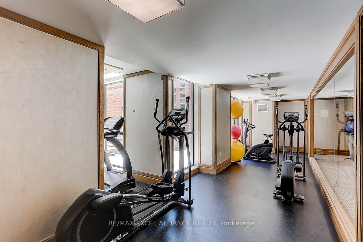 830 Lawrence Ave W, #2707