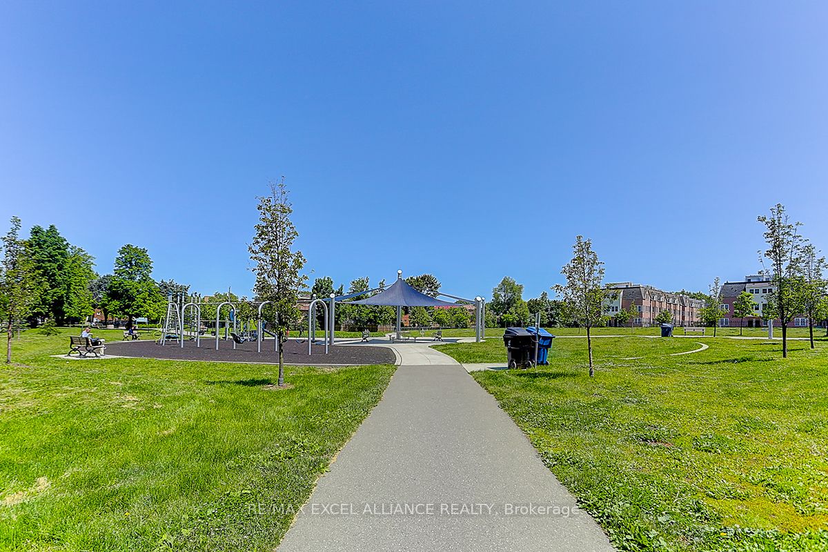 830 Lawrence Ave W, #2707