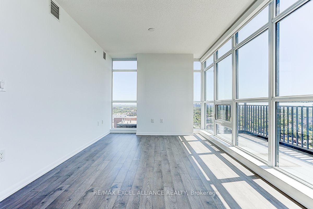 830 Lawrence Ave W, #2707