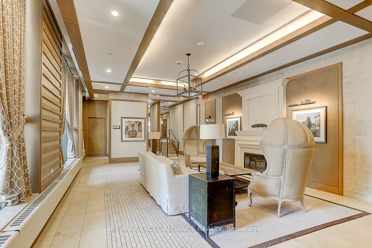 830 Lawrence Ave W, #2707