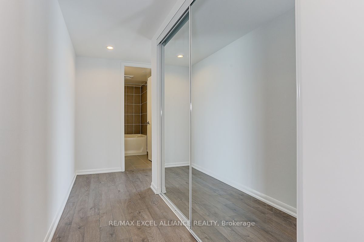 830 Lawrence Ave W, #2707