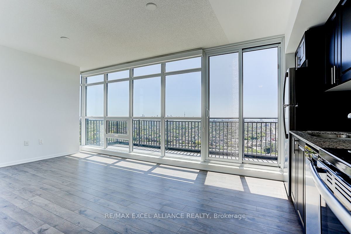 830 Lawrence Ave W, #2707