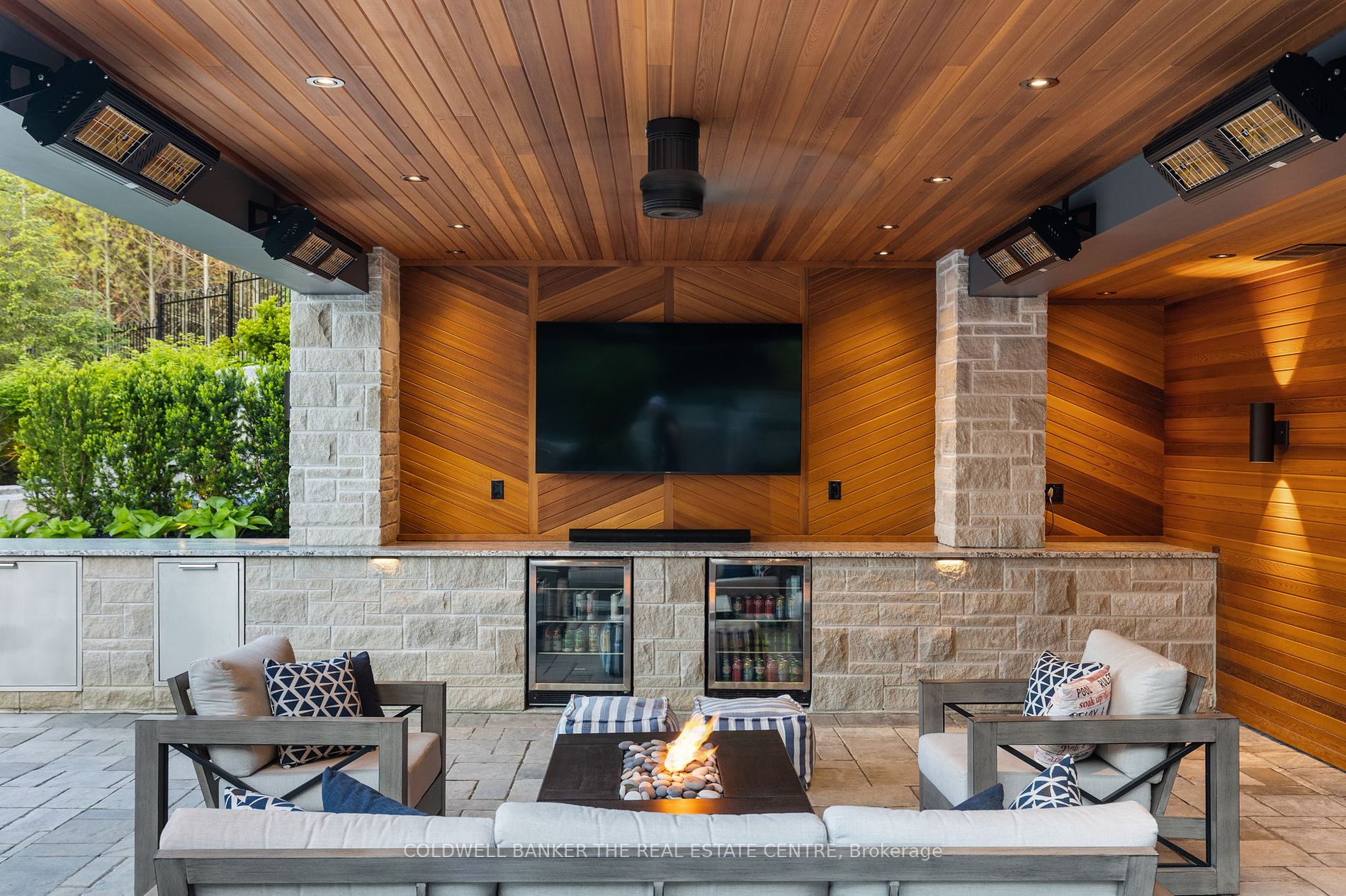 12 Oak Knoll Dr