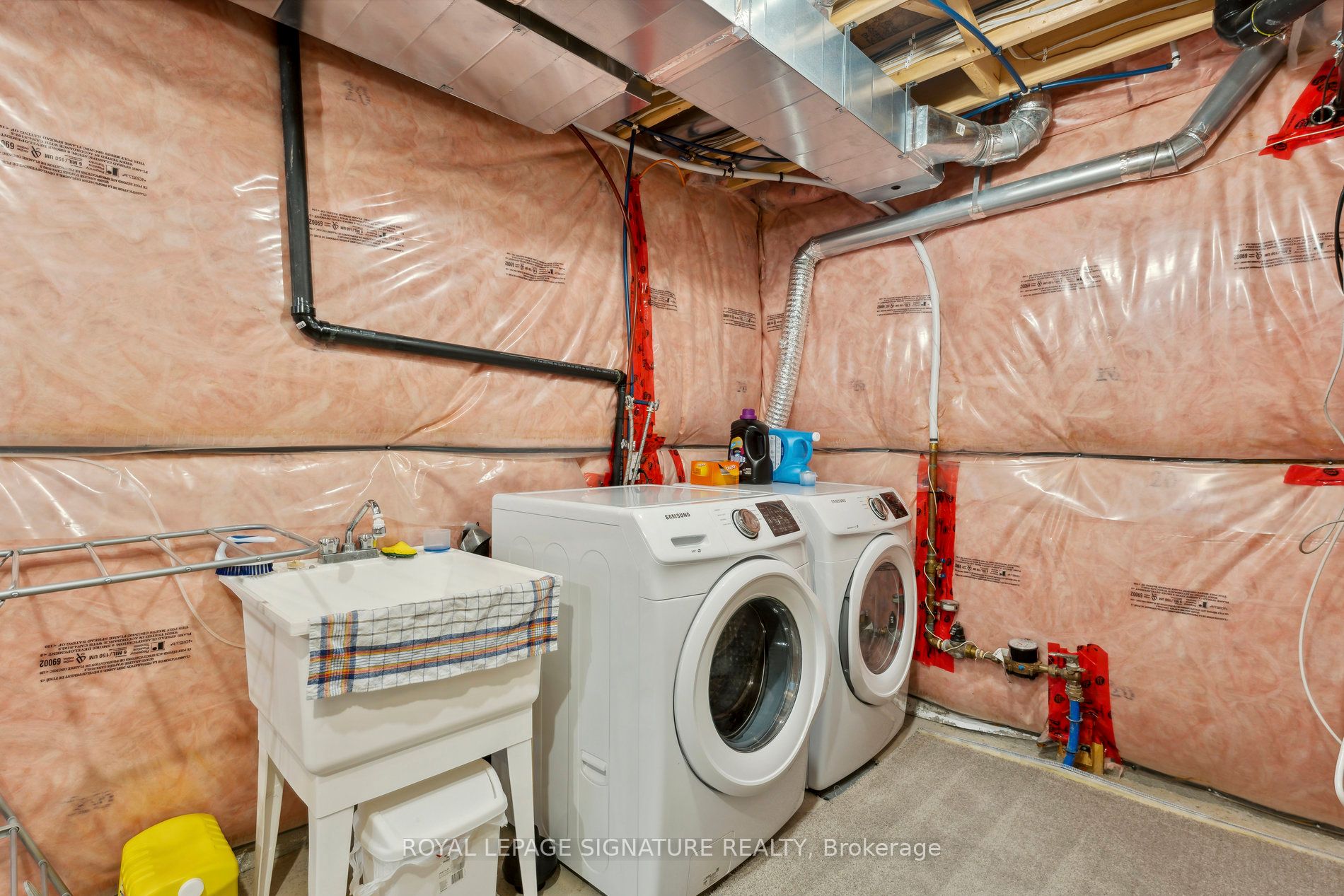 124 Parkinson Cres, #61