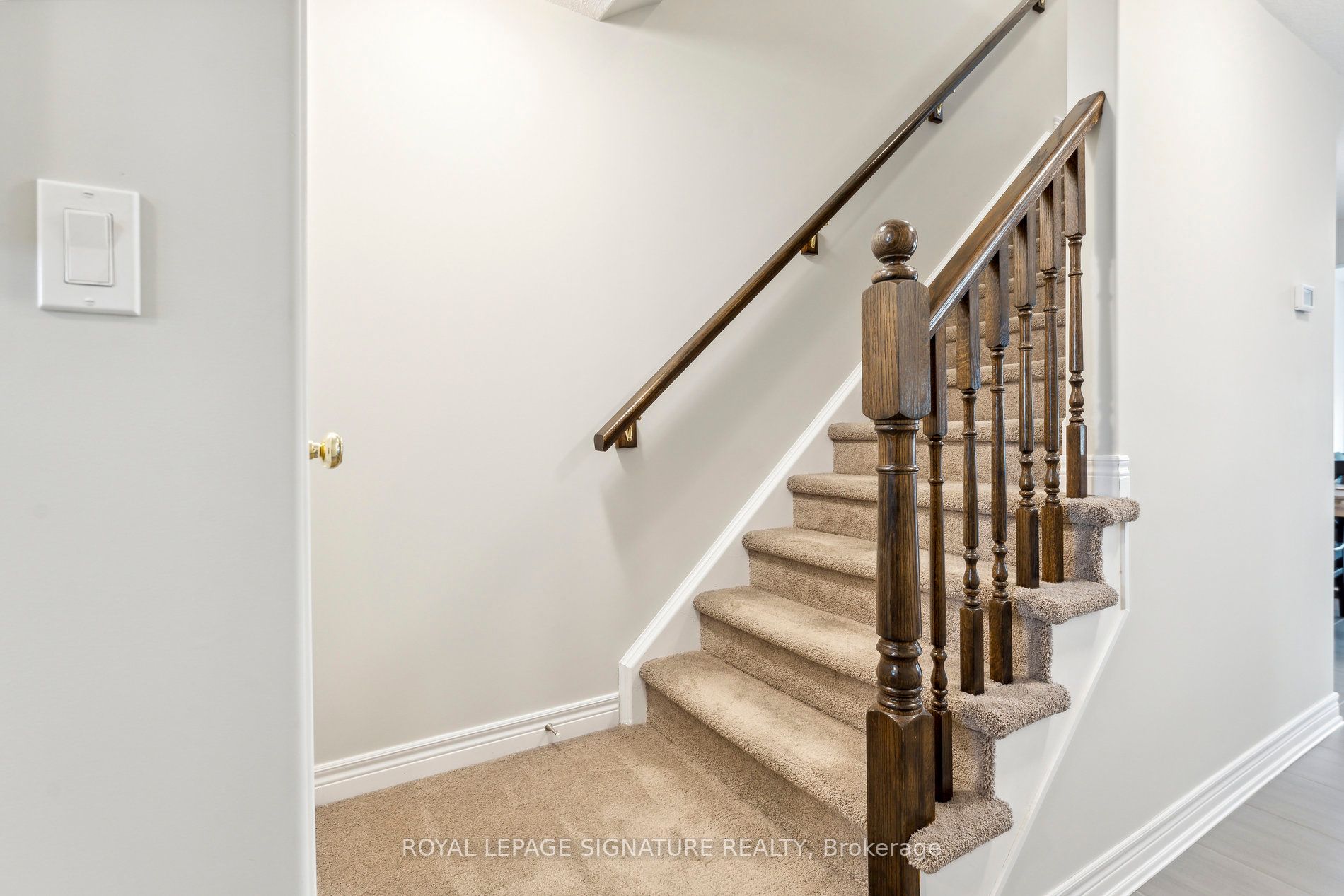 124 Parkinson Cres, #61