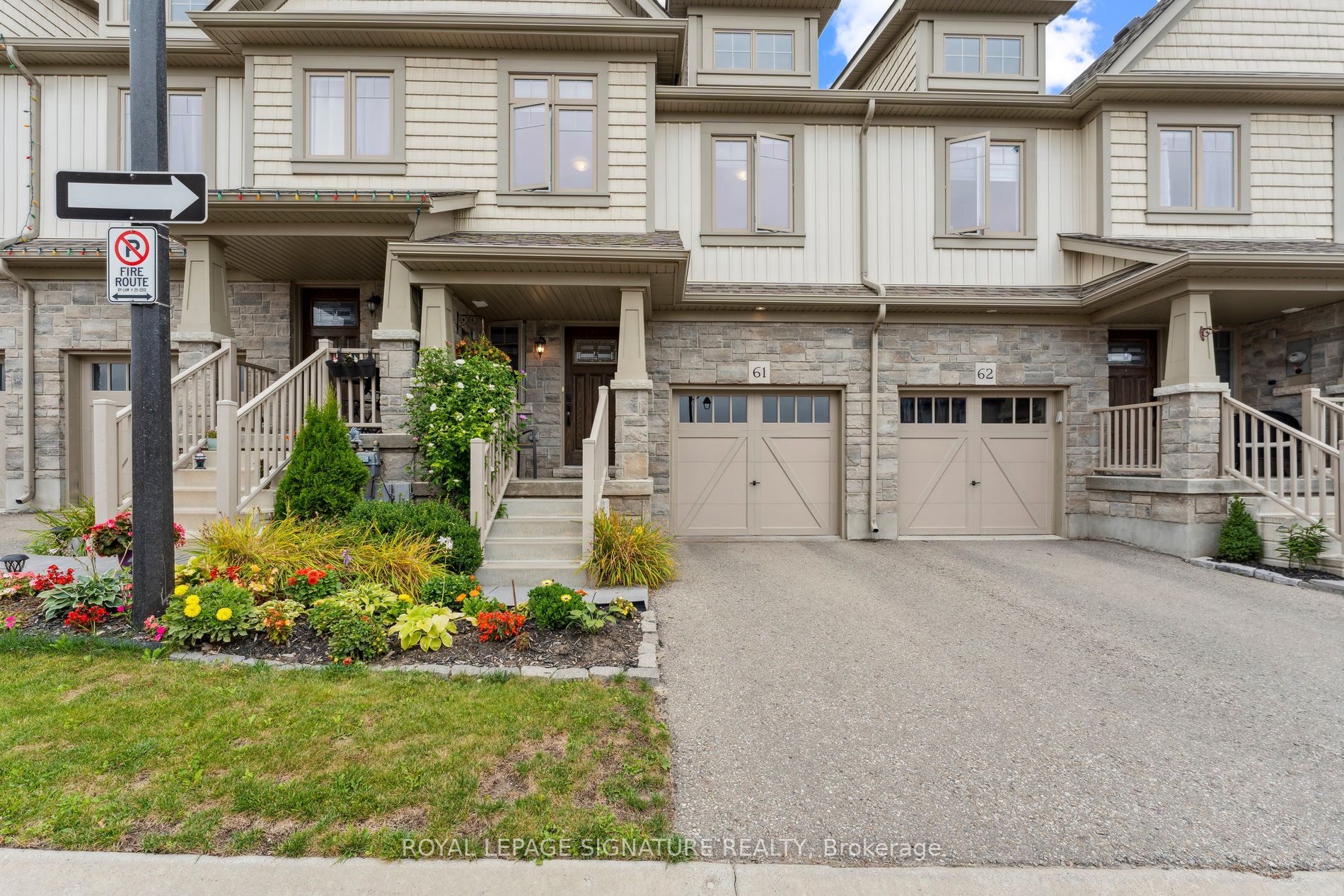 124 Parkinson Cres, #61