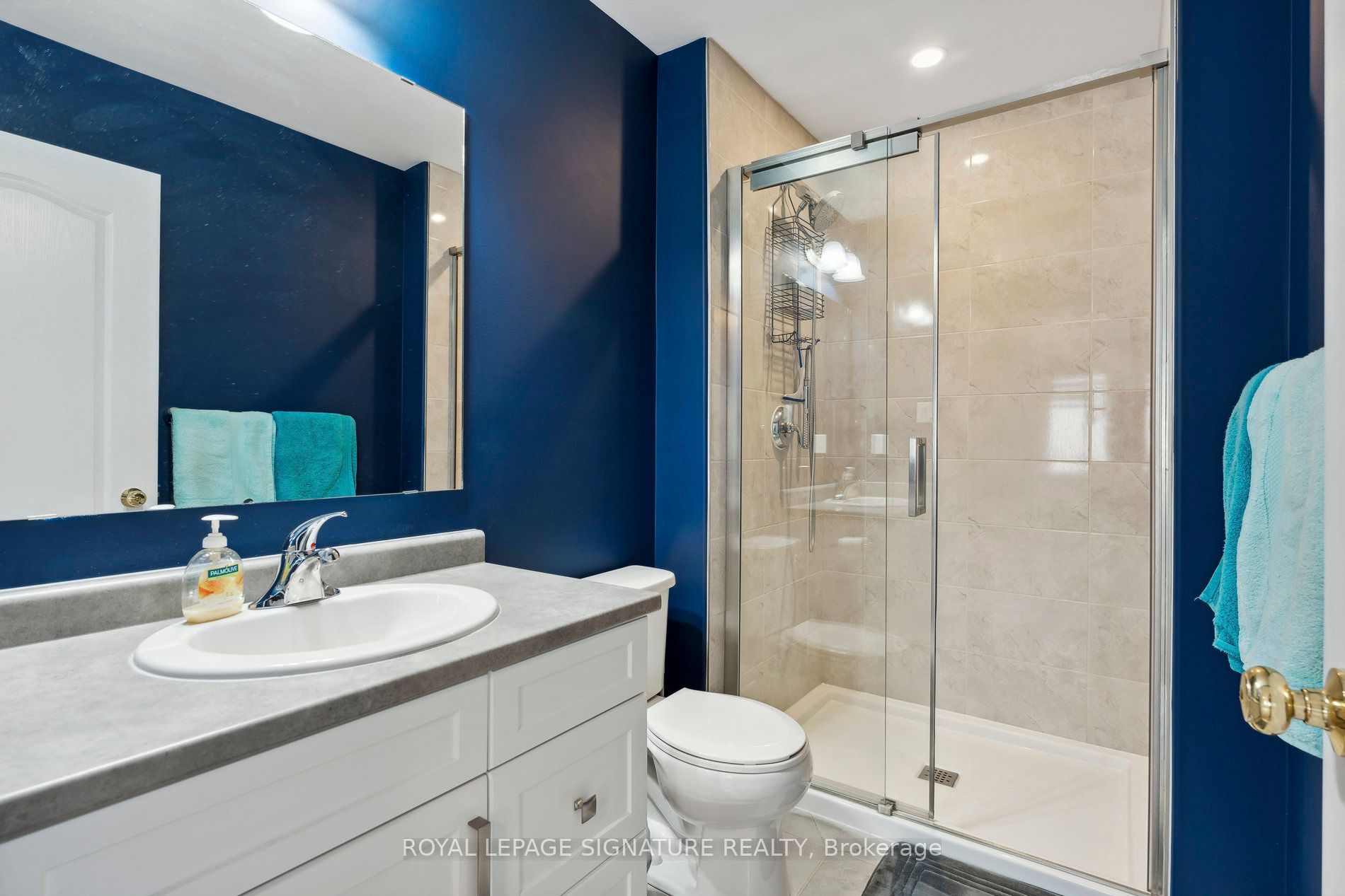 124 Parkinson Cres, #61