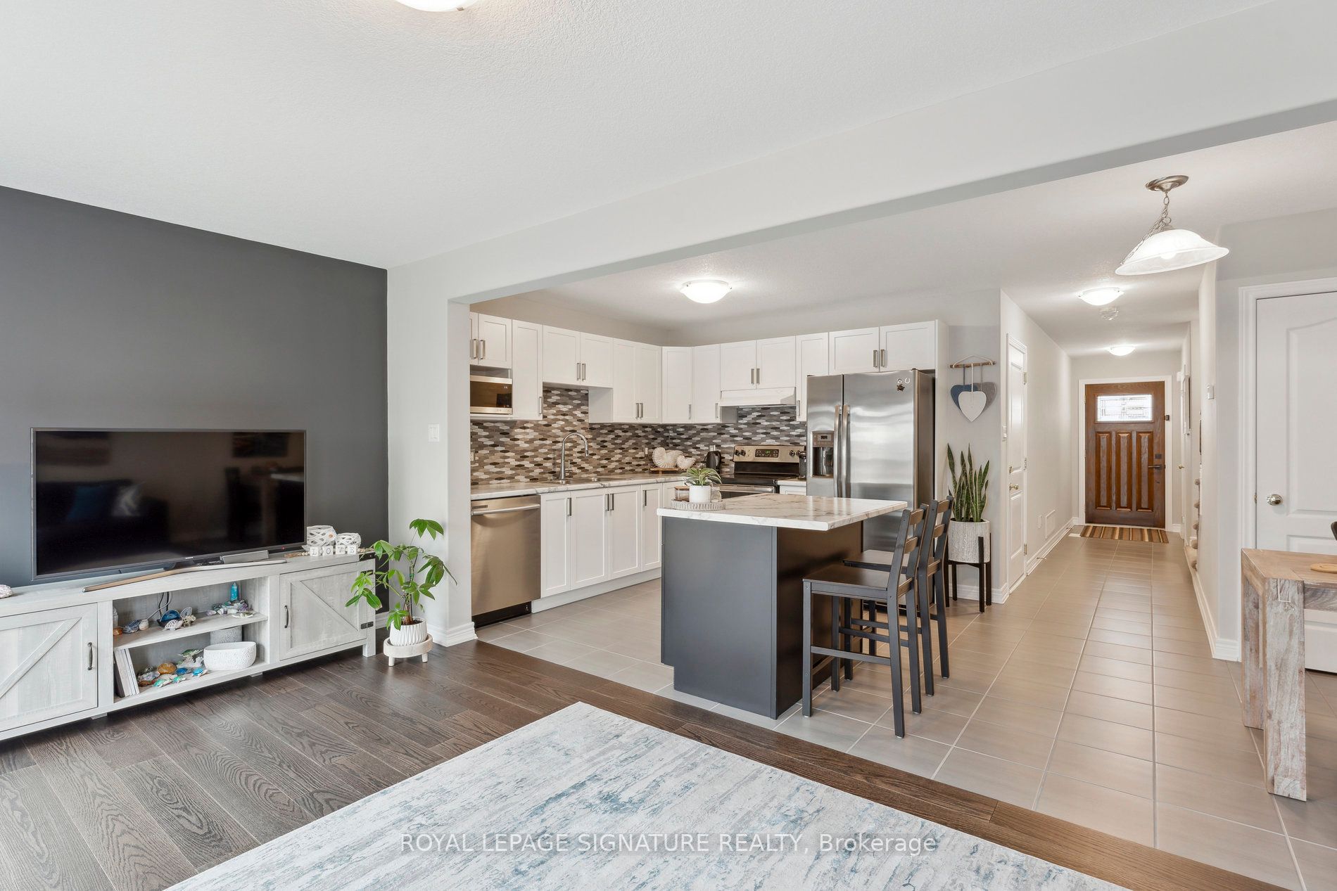 124 Parkinson Cres, #61
