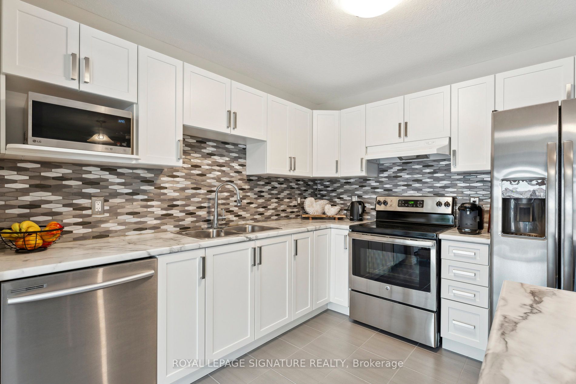 124 Parkinson Cres, #61