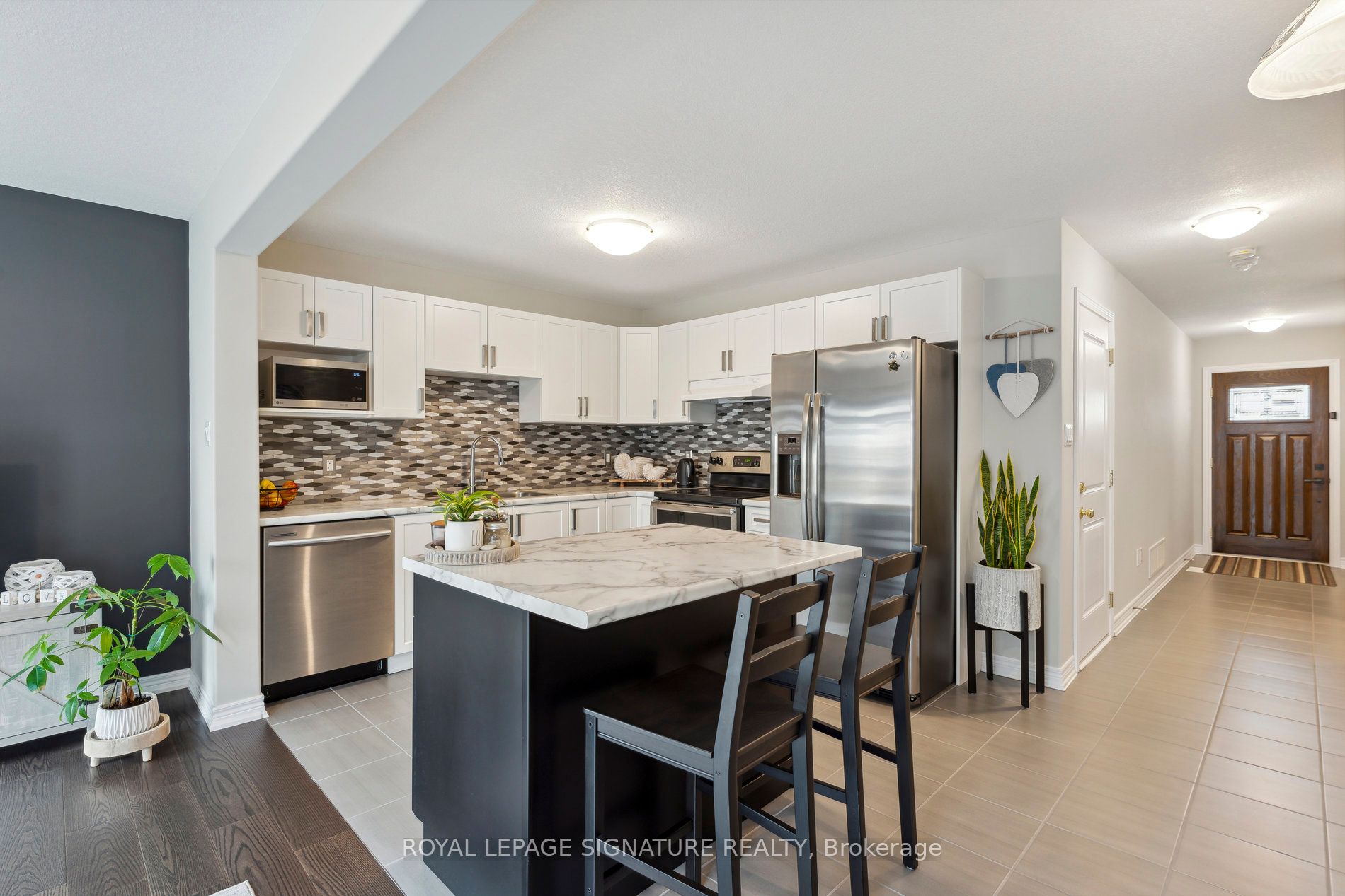 124 Parkinson Cres, #61
