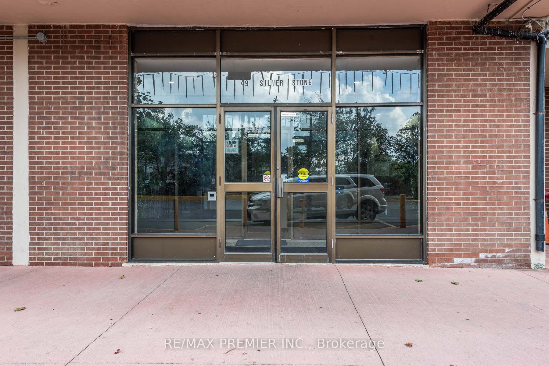49 Silverstone Dr, #1108
