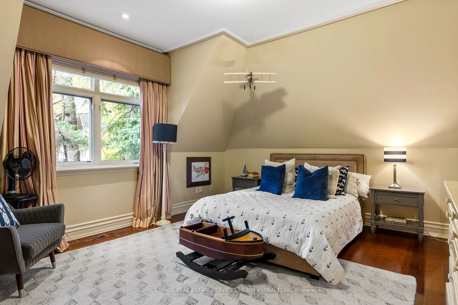 55 Valecrest Dr