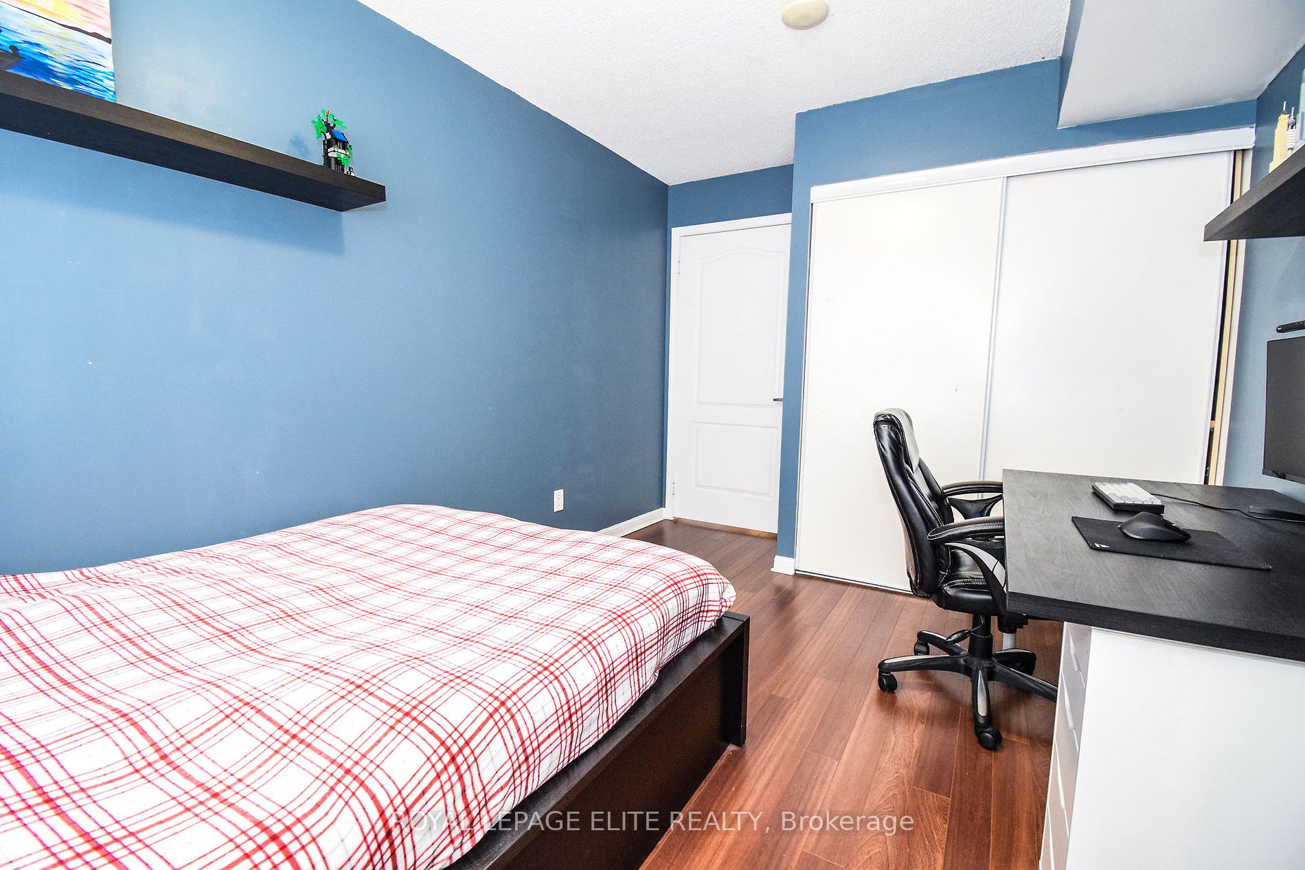 4 ELSINORE Path, #203