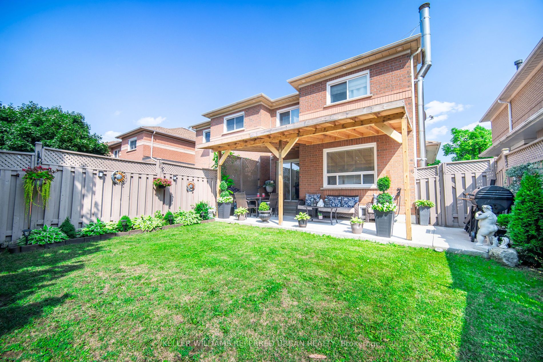 138 Rainforest Dr
