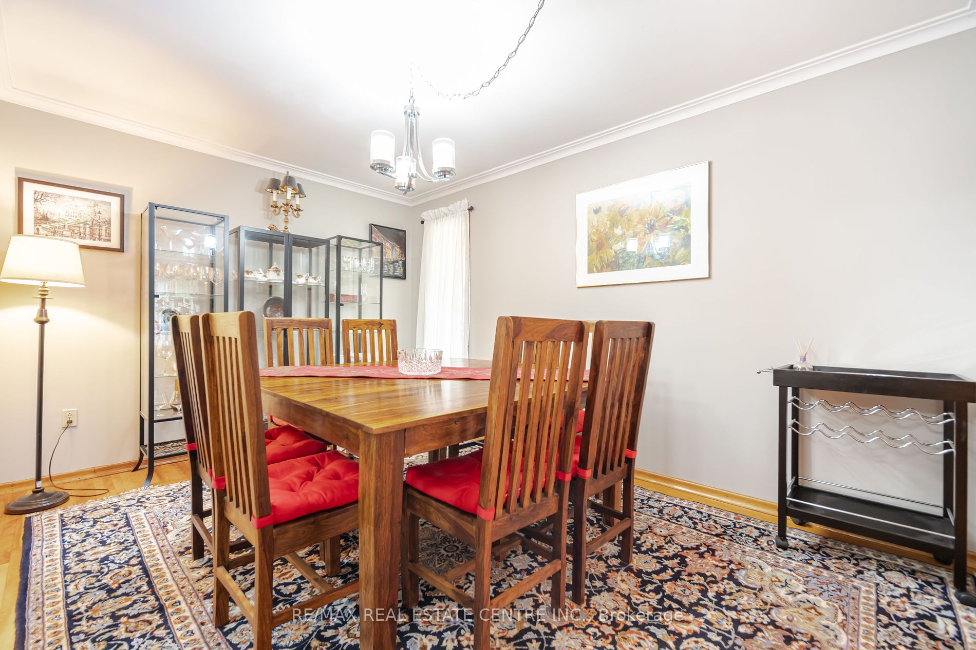 97 Ambleside Dr