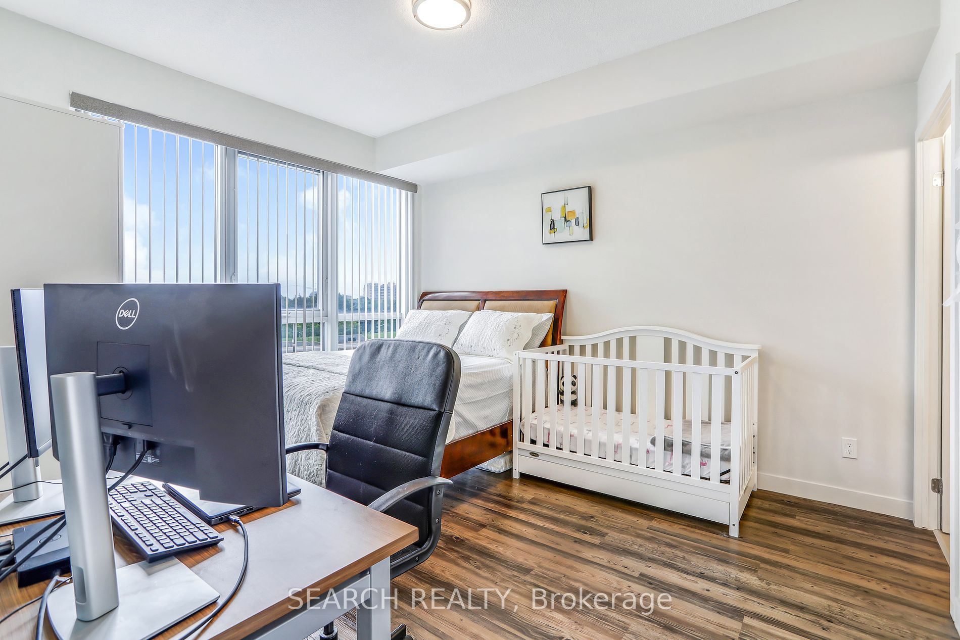 2093 Fairview St, #404