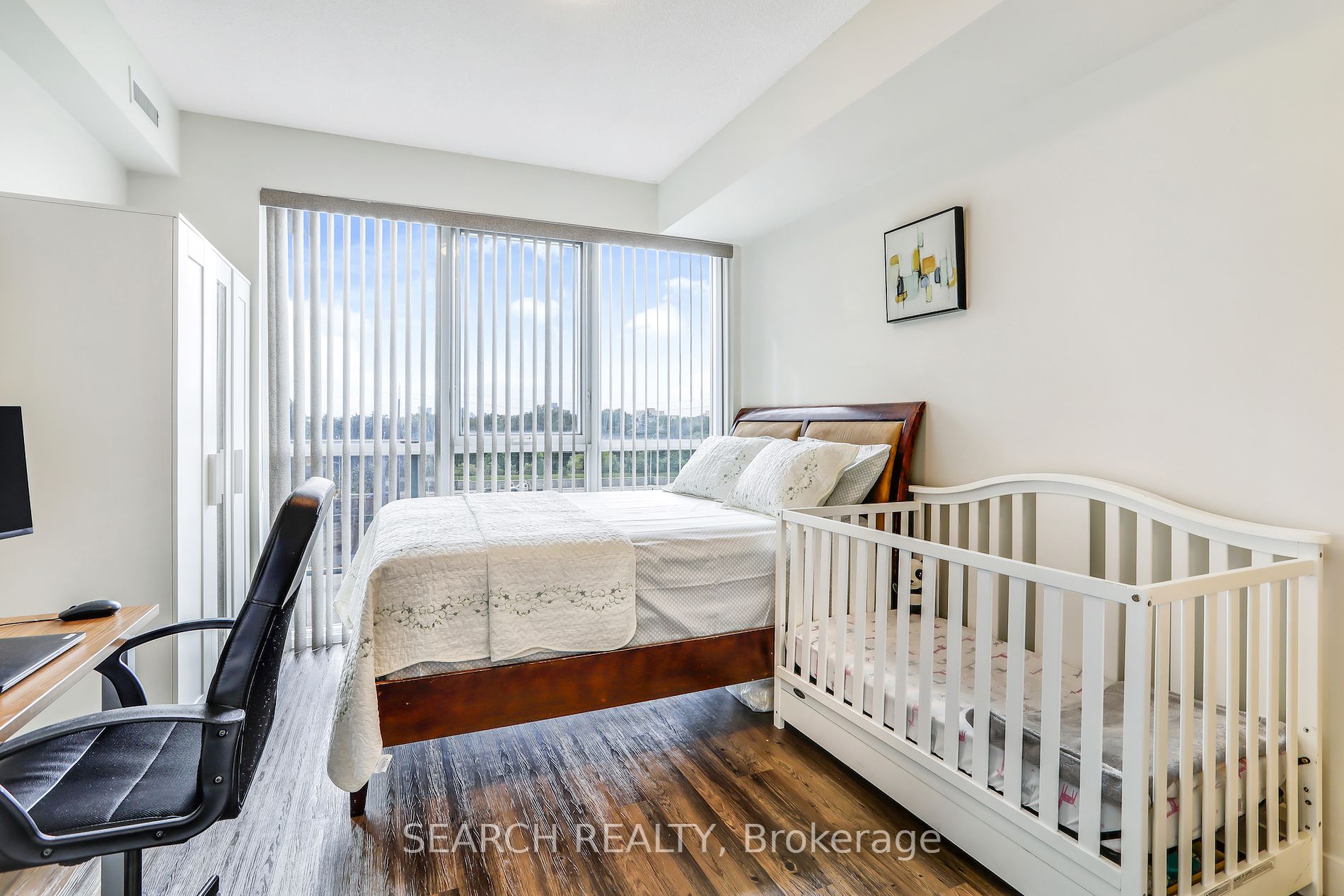 2093 Fairview St, #404