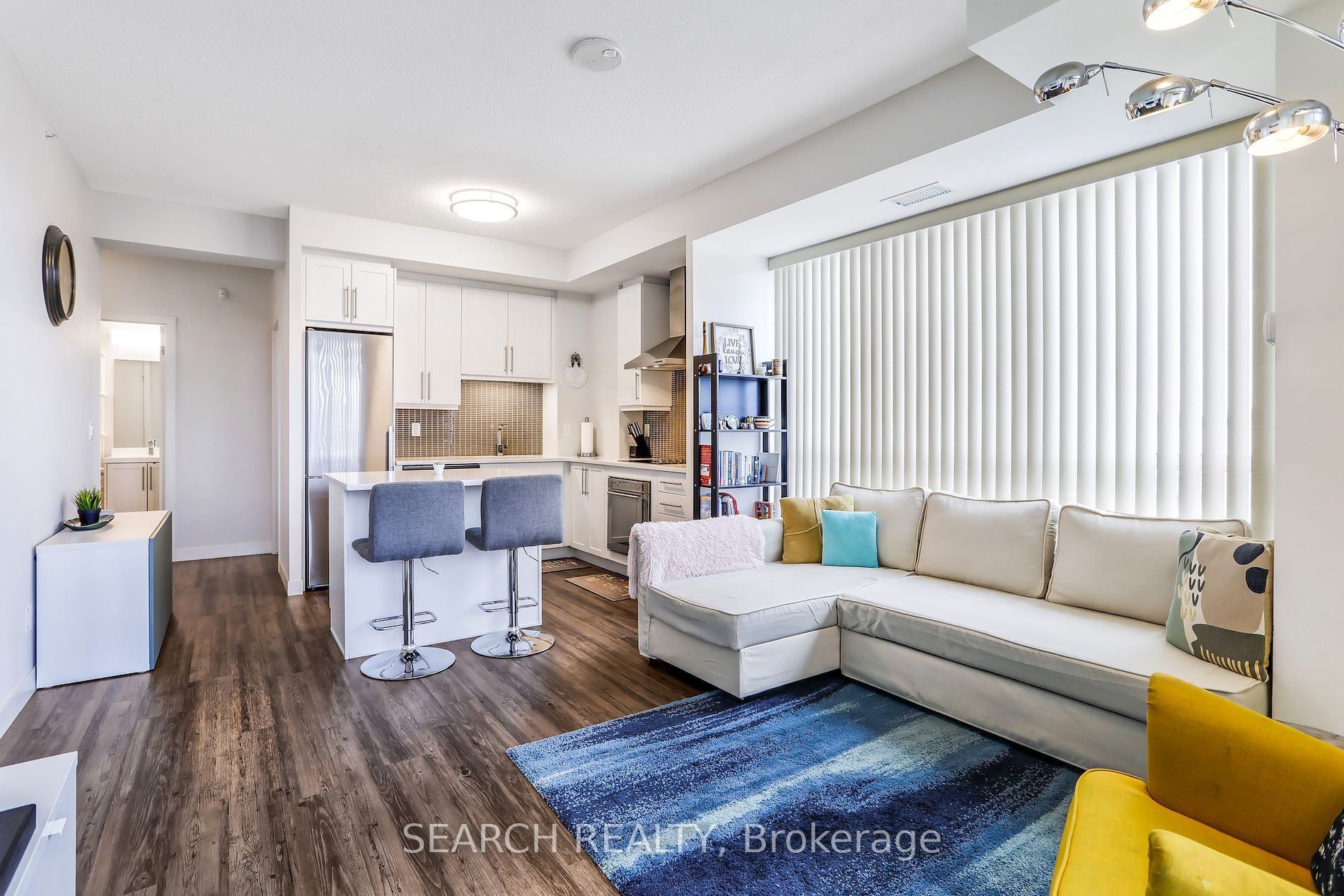 2093 Fairview St, #404