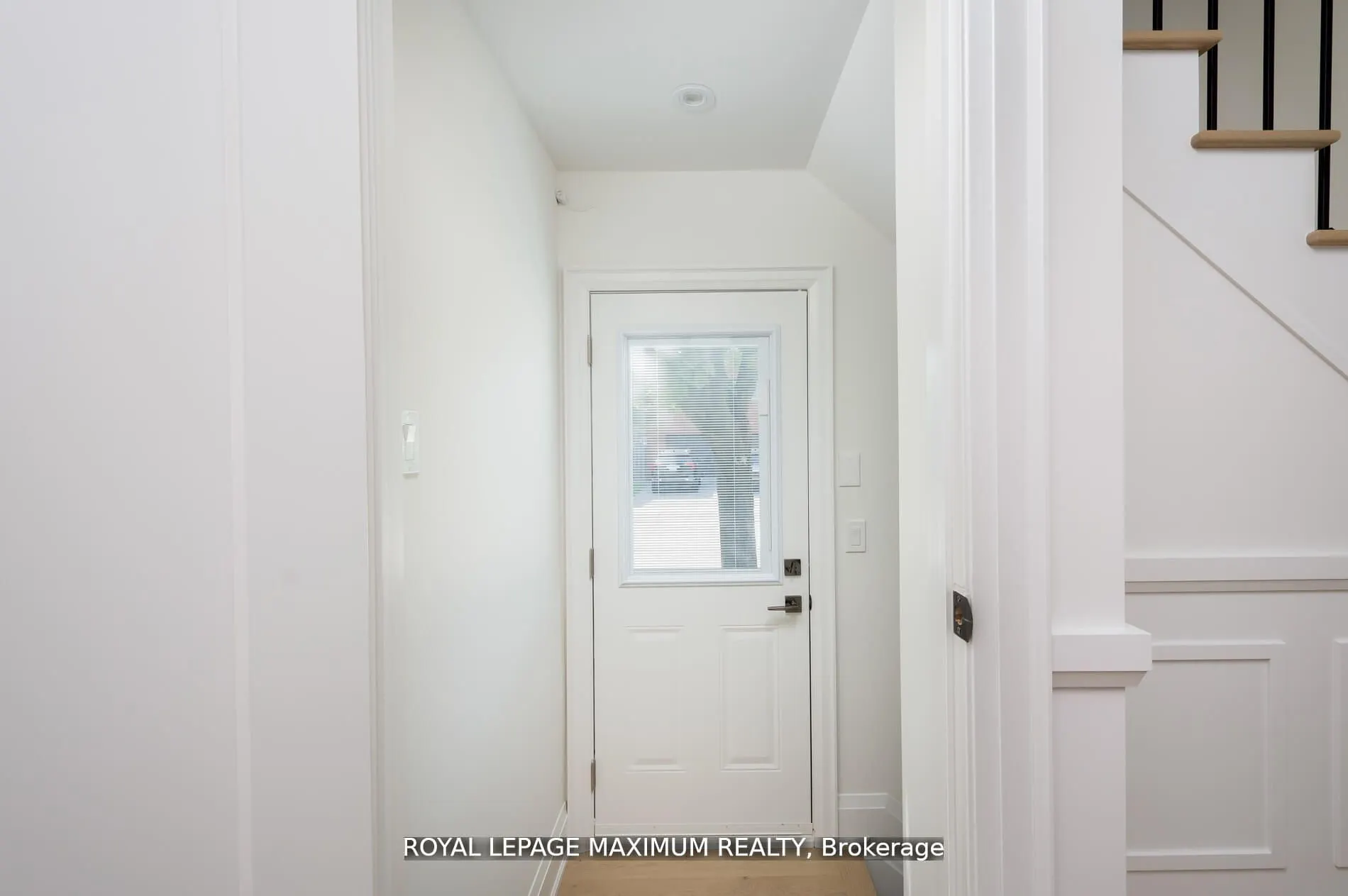 42 Fairfield Ave