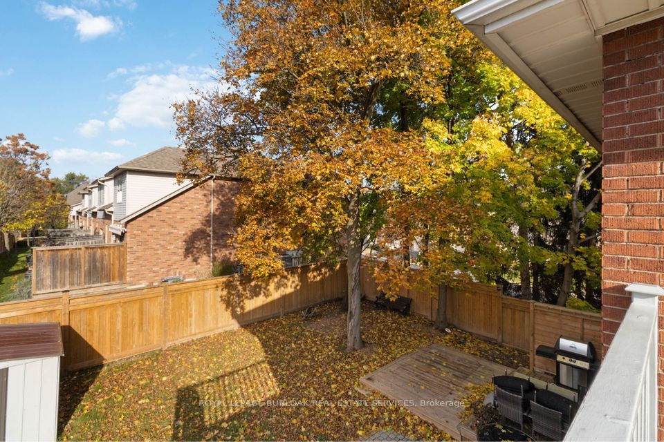 295 Plains Rd W